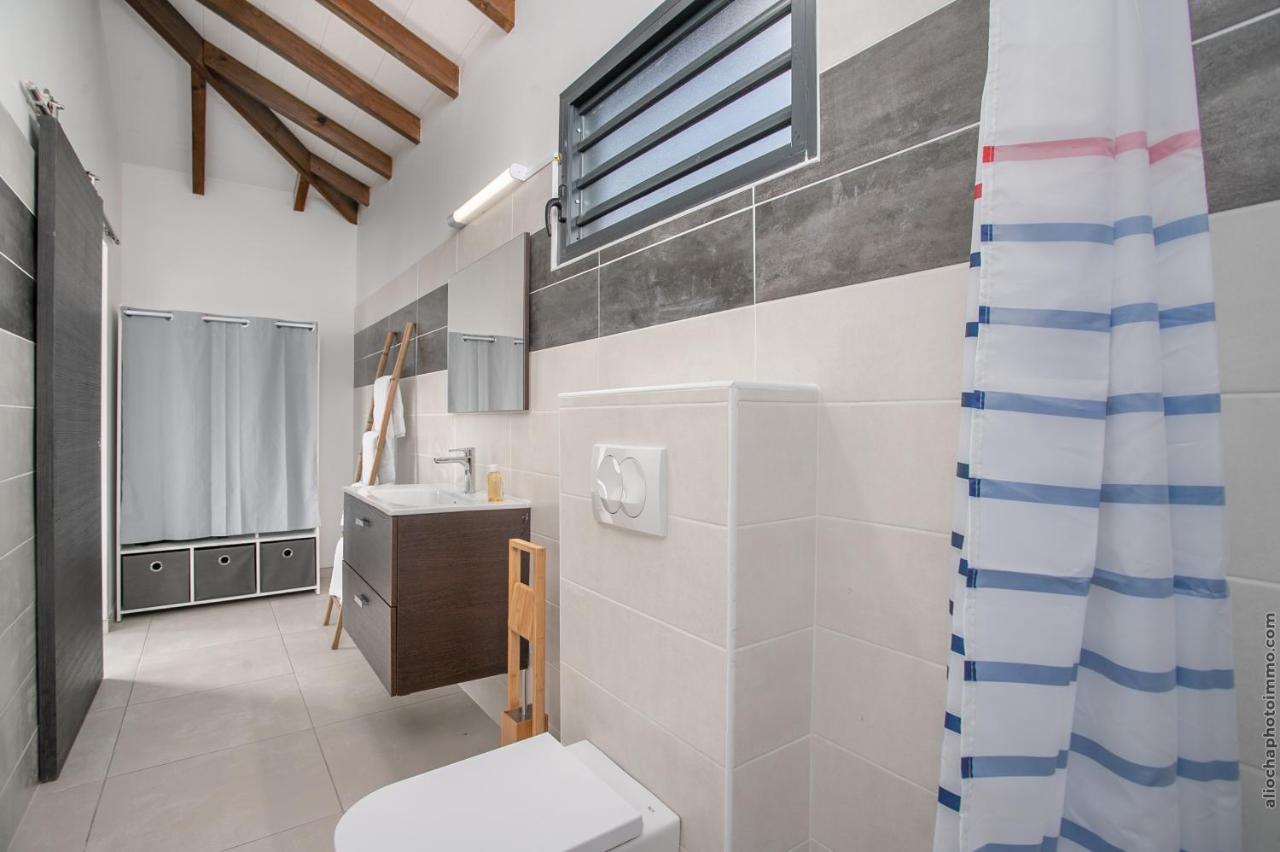 Bungalow Pom 1, Piscine, A 5 Min Des Plages Le Vauclin Kültér fotó